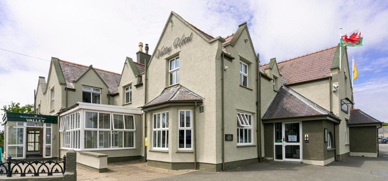 The Valley Hotel, Anglesey Eksteriør billede